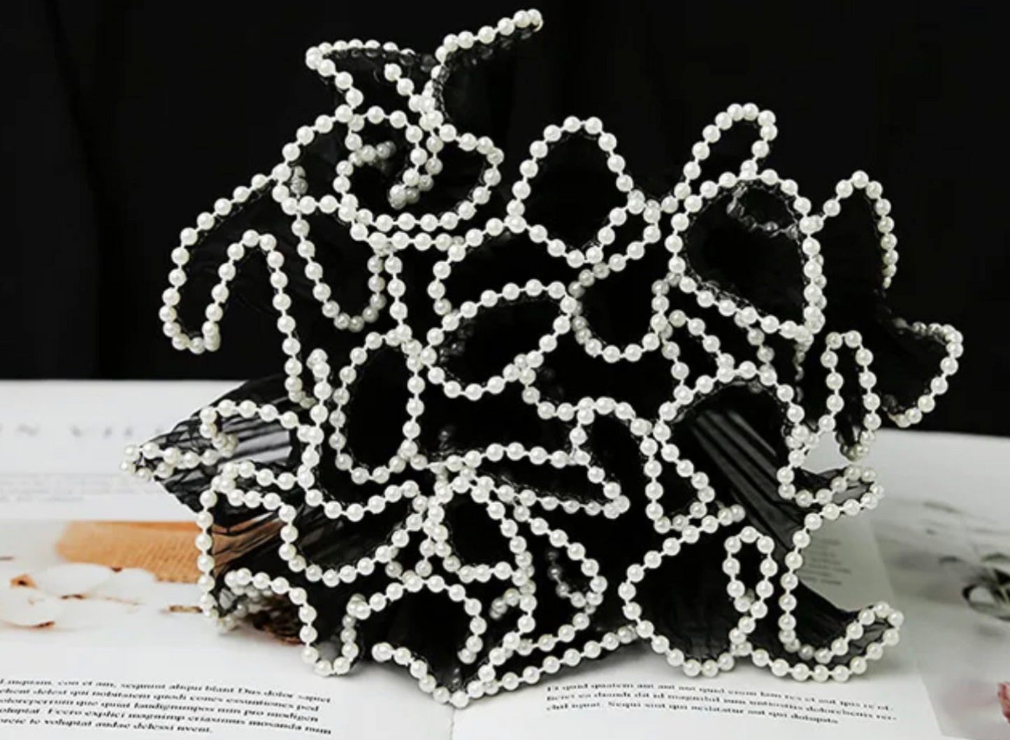 Pearls Edges Wrapping Mesh - Black